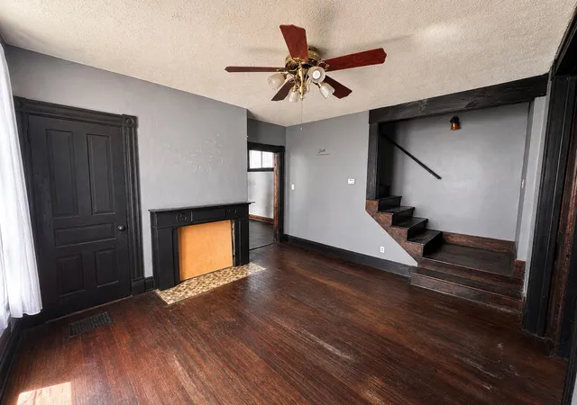 Homes for sale in Dayton, KY | 942 Maple Ave, Dayton, KY 41074 | MLS# 644165