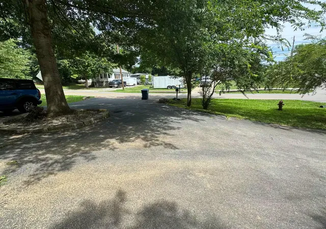 Photo 49 of Sale Pending at 138 W French Ave, Burnside, KY 42519 | MLS# 643647 | Listing updated on 2026-09-30