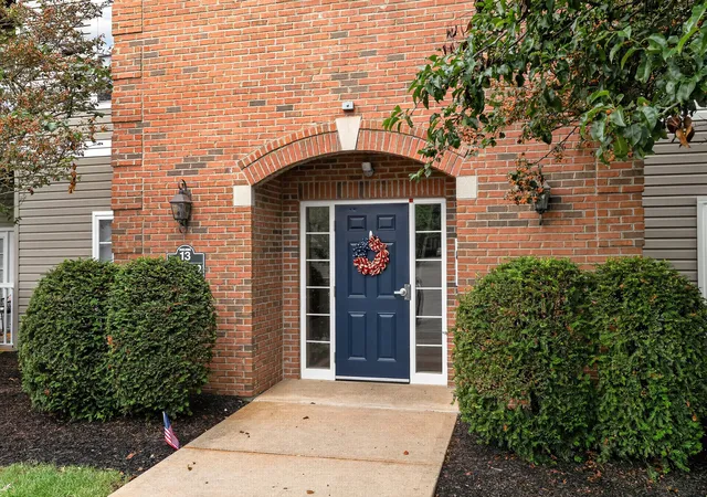 Homes for sale in Newport, KY | 588 Ivy Ridge Dr, Newport, KY 41076 | MLS# 643667
