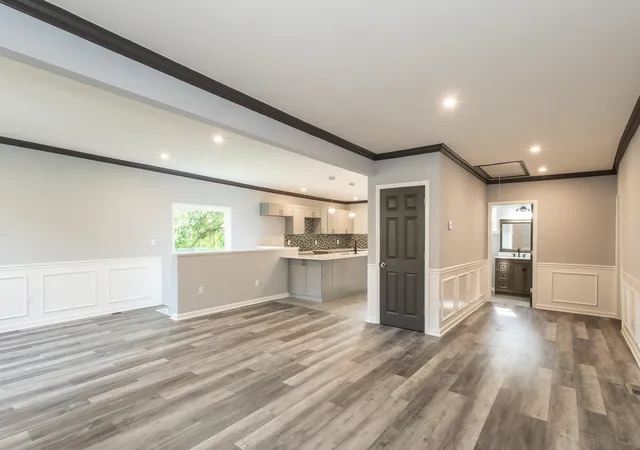Photo 4 of Single family home for sale at 1120 Parkway Ave, Covington, KY 41011 | MLS# 643676 | Listing updated on 2026-06-15