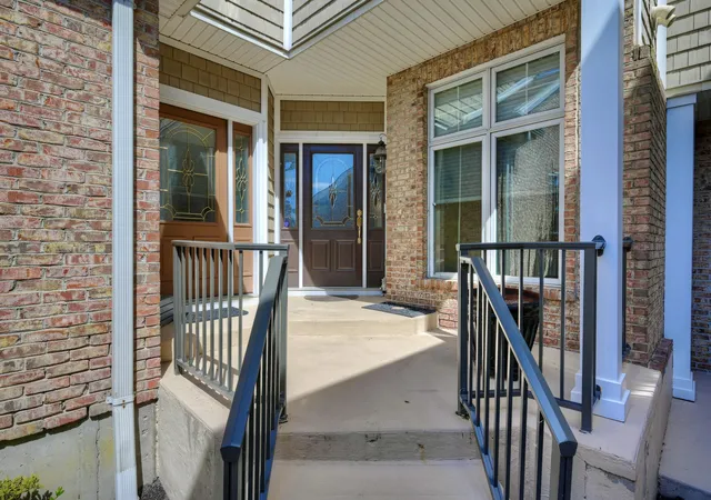 Photo 3 of Condo for sale at 22 Tower Dr, Newport, KY 41071 | MLS# 643678 | Listing updated on 2026-09-13