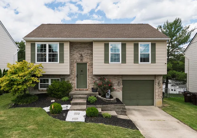 Homes for sale in Erlanger, KY | 1514 Clovernook Dr, Erlanger, KY 41018 | MLS# 643707