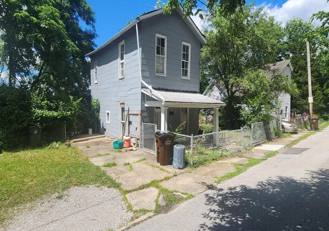 Homes for sale in Dayton, KY | 627 Brooklyn Ave, Dayton, KY 41074 | MLS# 643753
