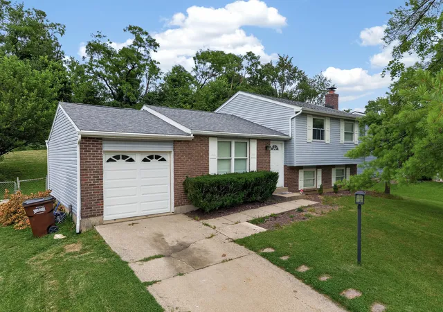 Homes for sale in Erlanger, KY | 3418 Spring Valley Dr, Erlanger, KY 41018 | MLS# 644185