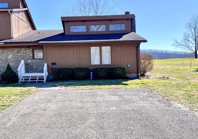 Homes for sale in Perry Park, KY | 735 Inverness Rd #5, Perry Park, KY 40363 | MLS# 644290