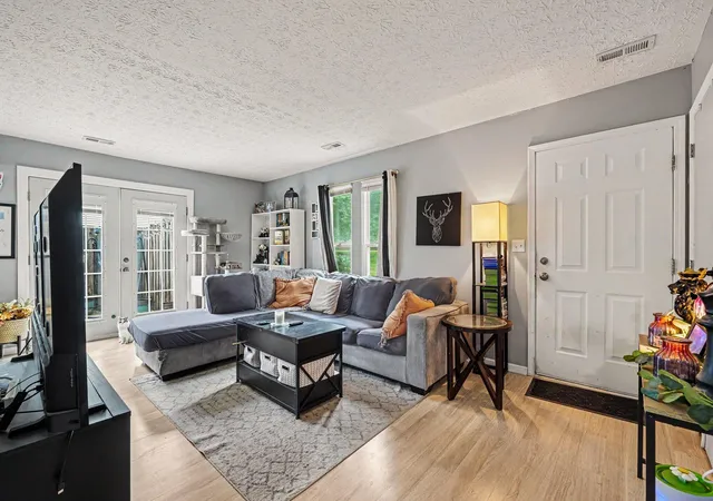 Homes for sale in Independence, KY | 4245 Briarwood Dr #2, Independence, KY 41051 | MLS# 643800