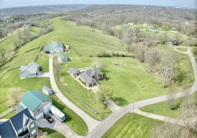 Homes for sale in Sparta, KY | 715 Heritage Dr, Sparta, KY 41086 | MLS# 643770