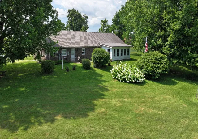 Homes for sale in Owenton, KY | 2755 Hwy 127 N, Owenton, KY 40359 | MLS# 643846