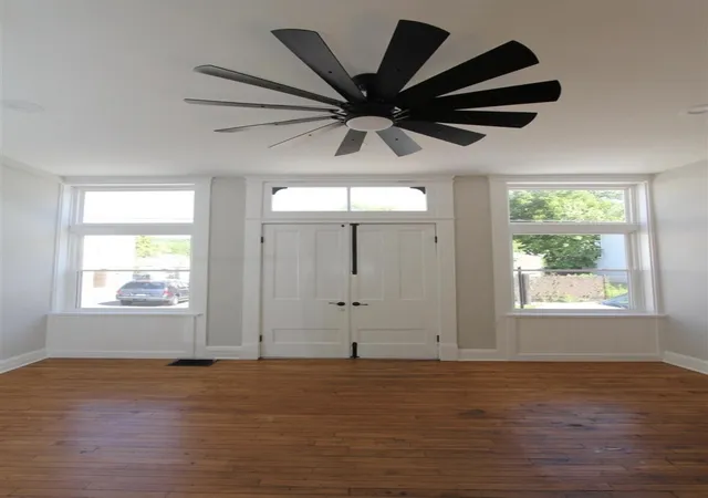 Photo 3 of Single family home for sale at 639 Watkins St, Covington, KY 41011 | MLS# 643782 | Listing updated on 2026-08-26