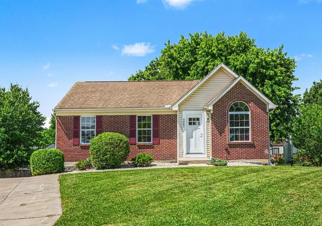 Homes for sale in Independence, KY | 9882 Liberty Ct, Independence, KY 41051 | MLS# 643799