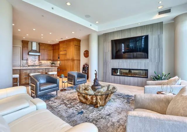 5th image of 400 Riverboat Row, Newport, KY 41071