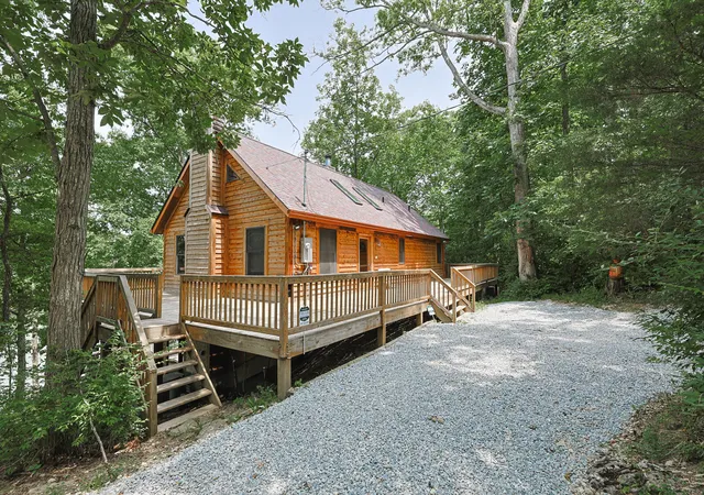 Homes for sale in Owenton, KY | 1341 1344 Elk Lake Resort Rd, Owenton, KY 40359 | MLS# 643851