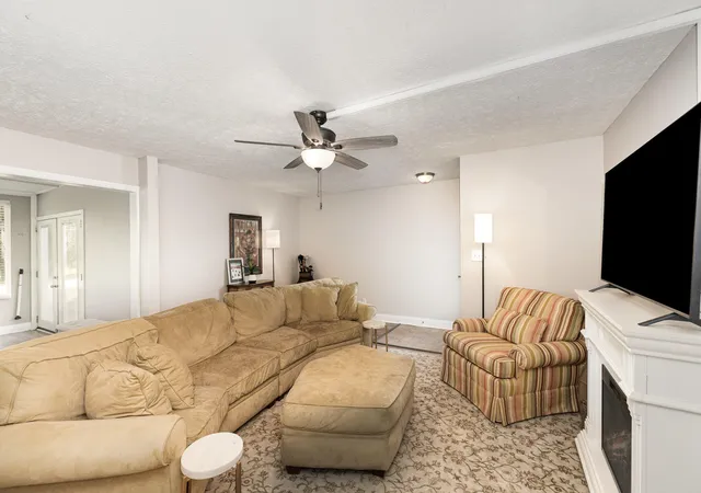 Homes for sale in Perry Park, KY | 905 Inverness Rd #1, Perry Park, KY 40363 | MLS# 643956