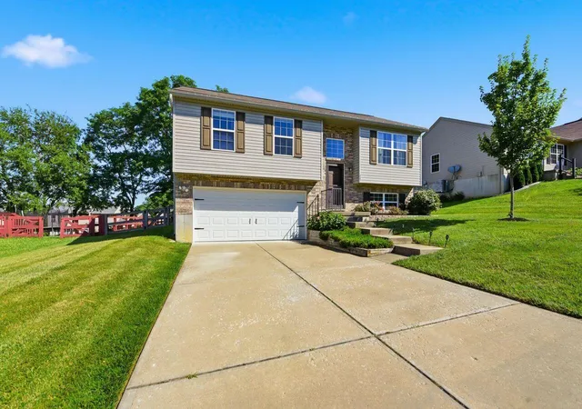 Homes for sale in Independence, KY | 6397 Regal Ridge Dr, Independence, KY 41051 | MLS# 644009