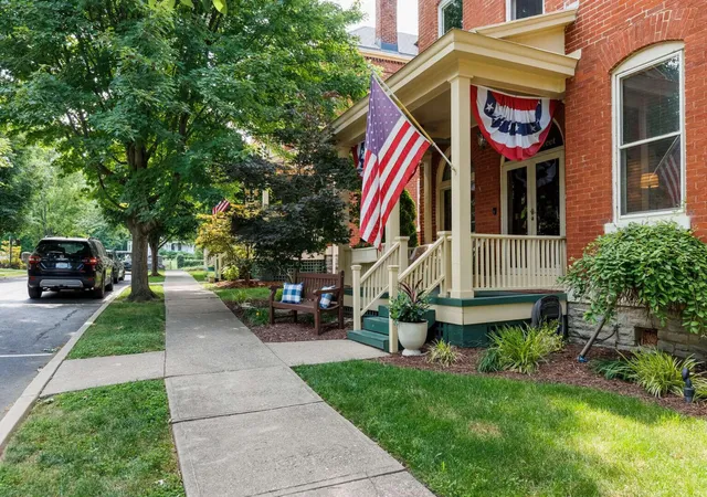 Homes for sale in Fort Thomas, KY | 11 Greene St, Fort Thomas, KY 41075 | MLS# 643958