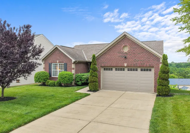 Homes for sale in Burlington, KY | 3326 Falling Brook Wy, Burlington, KY 41005 | MLS# 644007