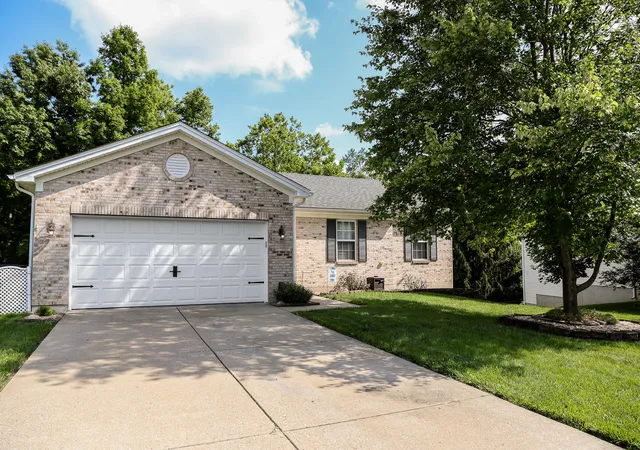 Homes for sale in Independence, KY | 145 Friar Tuck Dr, Independence, KY 41051 | MLS# 644198