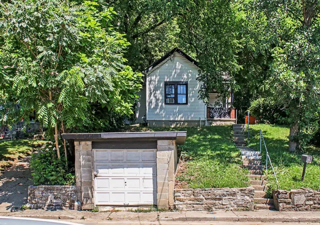 2nd image of 2792 Madison Ave, Covington, KY 41015 | MLS# 644030