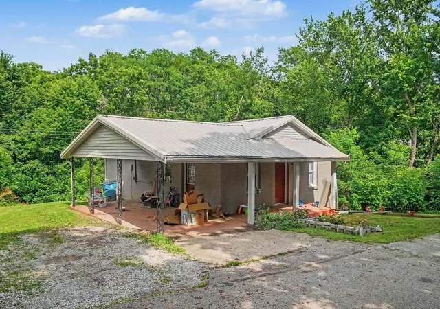Homes for sale in Dry Ridge, KY | 30 Kenrick Pl, Dry Ridge, KY 41035 | MLS# 644537