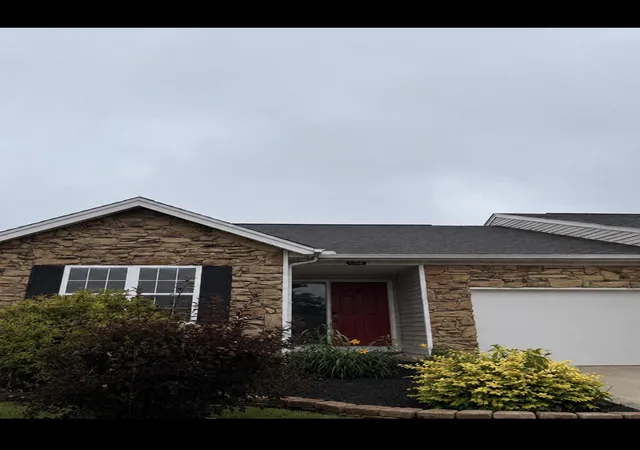 Homes for sale in Florence, KY | 8484 Watersedge Dr, Florence, KY 41042 | MLS# 644151