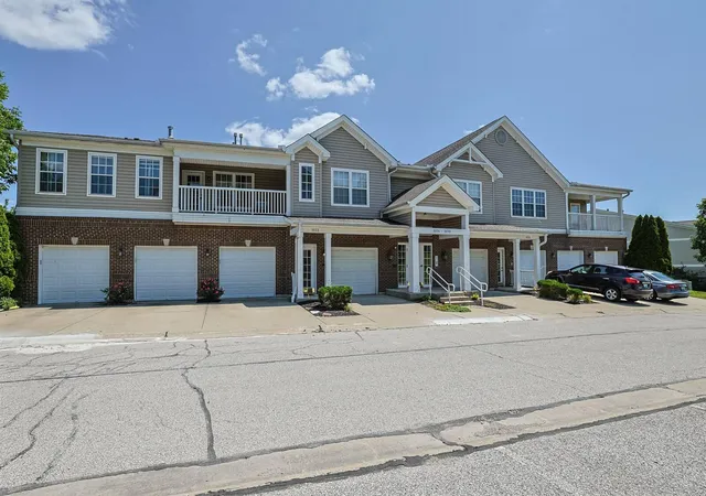 Photo 2 of Condo for sale at 1164 Periwinkle Dr, Florence, KY 41042 | MLS# 645054 | Listing updated on 2026-07-27