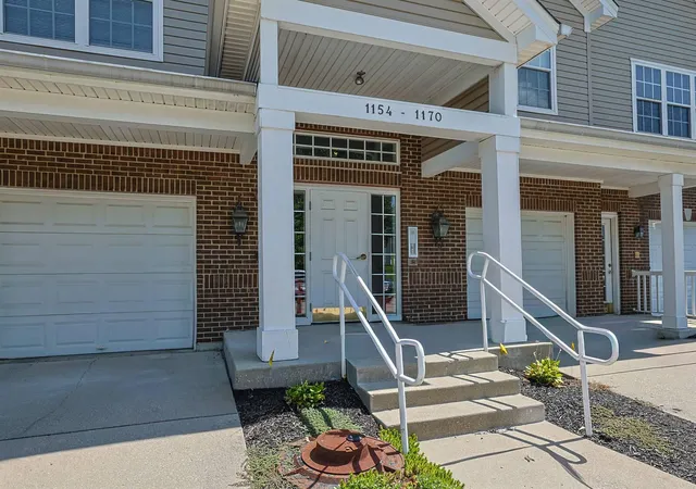 Photo 3 of Condo for sale at 1164 Periwinkle Dr, Florence, KY 41042 | MLS# 645054 | Listing updated on 2026-07-27