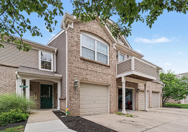 Homes for sale in Crescent Springs, KY | 2250 Devlin Pl #104, Crescent Springs, KY 41017 | MLS# 644420