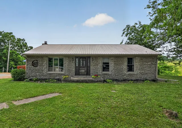 Homes for sale in Owenton, KY | 7015 E Hwy 22, Owenton, KY 40359 | MLS# 644399