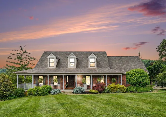 Homes for sale in Cold Spring, KY | 202 Stonycreek Ct, Cold Spring, KY 41076 | MLS# 644158