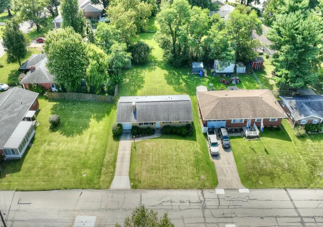 Photo 3 of Sale Pending at 43 Rajean Dr, Florence, KY 41042 | MLS# 646087 | Listing updated on 2026-08-29