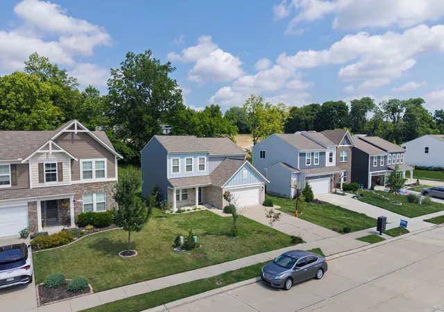 Homes for sale in Independence, KY | 1375 Meadowcrest Cir, Independence, KY 41051 | MLS# 644181