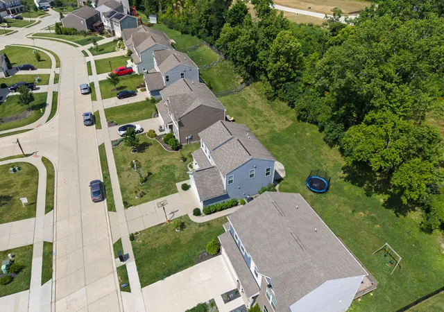 32nd image of 1375 Meadowcrest Cir, Independence, KY 41051 | MLS# 644181