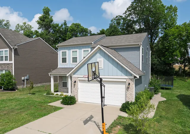 Homes for sale in Independence, KY | 1375 Meadowcrest Cir, Independence, KY 41051 | MLS# 644181