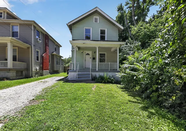 1st image of 411 Auburn St, Covington, KY 41015 | MLS# 644712