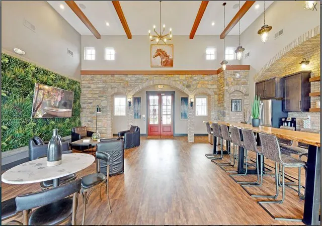 Listing Photo 2 - Condo for sale in building located at 2171 Piazza Ridge, Covington, KY 41017 - Unit #