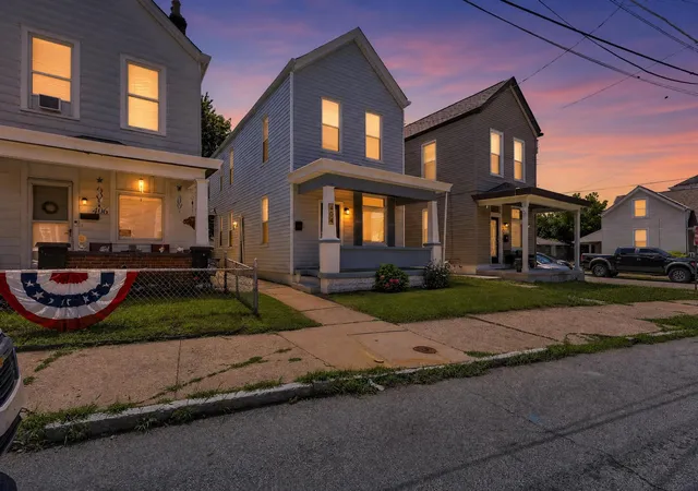 Photo 2 of Single family home for sale at 404 5th Avenue, Dayton, KY 41074 | MLS# 644678 | Listing updated on 2026-09-16