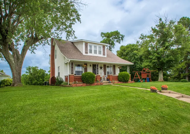 Homes for sale in Falmouth, KY | 3333 Ky-22, Falmouth, KY 41040 | MLS# 644237