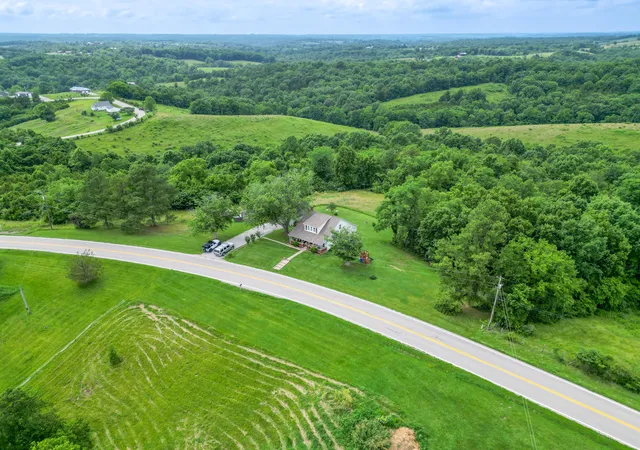Homes for sale in Falmouth, KY | 3333 Ky-22, Falmouth, KY 41040 | MLS# 644237