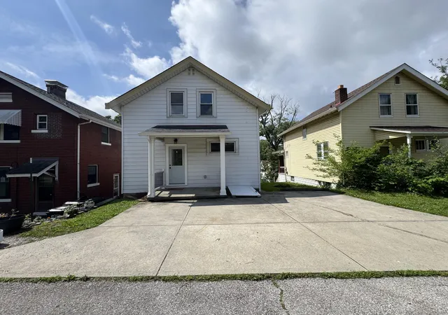 Photo 3 of Single family home for sale at 1248 Parkway Ave, Covington, KY 41011 | MLS# 644231 | Listing updated on 2026-10-01