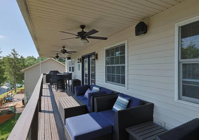 Homes for sale in Owenton, KY | 12 Elk Lake Resort Rd, Owenton, KY 40359 | MLS# 644271