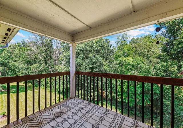 Homes for sale in Florence, KY | 29 Rio Grande Circle, Florence, KY 41042 | Houzeo