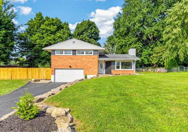 Photo 1 of Sale Pending at 18 Lacresta Dr, Florence, KY 41042 | MLS# 644311 | Listing updated on 2026-08-21