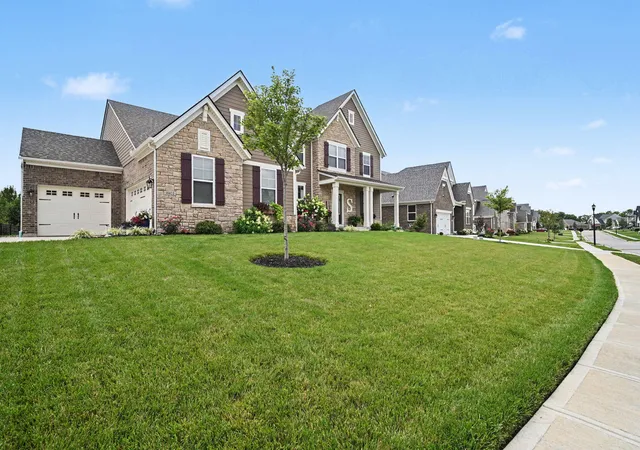Photo 3 of Single family home for sale at 10422 Brookhurst Ln N, Union, KY 41091 | MLS# 644494 | Listing updated on 2026-09-26