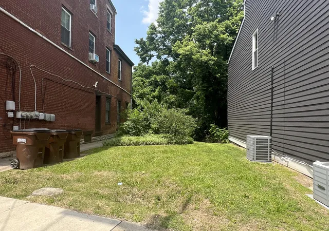 Homes for sale in Covington, KY | 664 W Pike St, Covington, KY 41011 | MLS# 644268