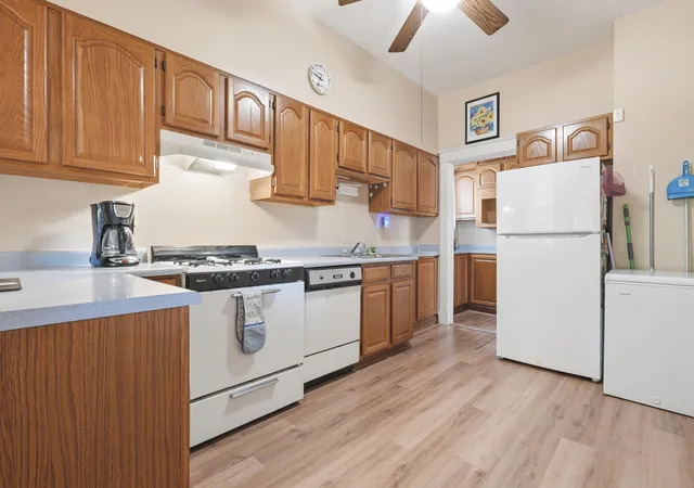 2nd image of 3812 Huntington Ave, Covington, KY 41015 | MLS# 644319