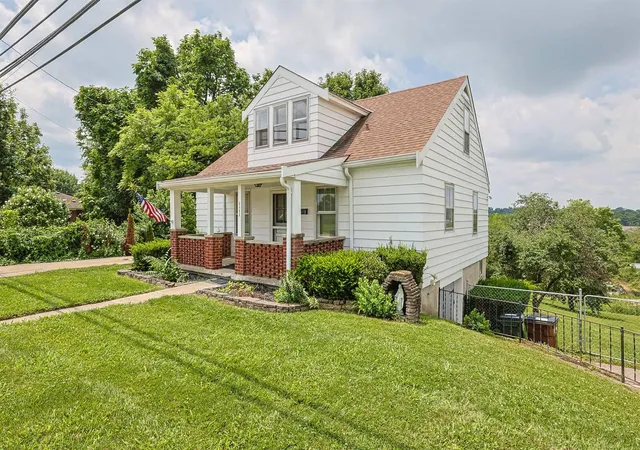 Homes for sale in Alexandria, KY | 8496 Persimmon Grove Pike, Alexandria, KY 41001 | MLS# 644535