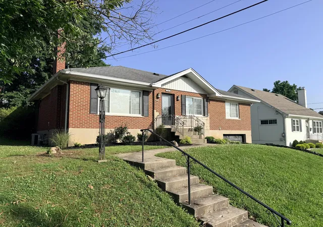 Homes for sale in Fort Thomas, KY | 45 Burney Ln, Fort Thomas, KY 41075 | MLS# 644361