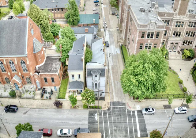 4th image of 18 W 8Th St, Newport, KY 41071 | MLS# 644360