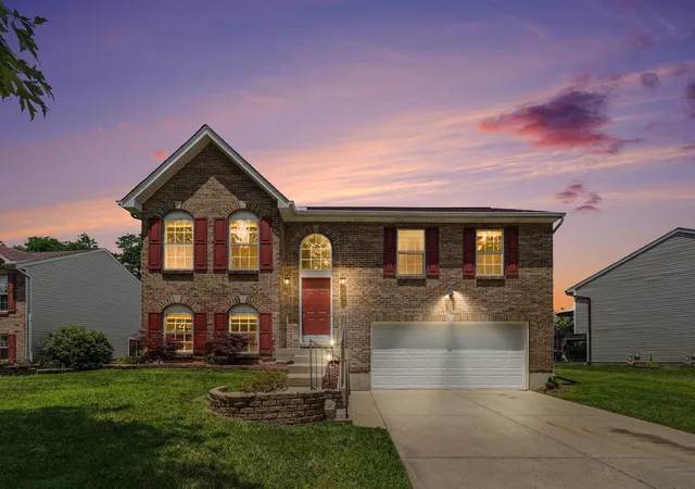Homes for sale in Burlington, KY | 2640 Majestic Prince Dr, Burlington, KY 41005 | MLS# 644530