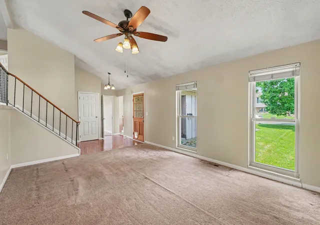 Homes for sale in Florence, KY | 201 Merravay Dr, Florence, KY 41042 | MLS# 644563